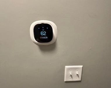 537 N Mechanic Street - Photo Thumbnail 7