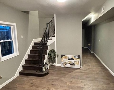 537 N Mechanic Street - Photo Thumbnail 17
