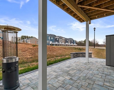 1605 Aster Lane - Photo Thumbnail 39