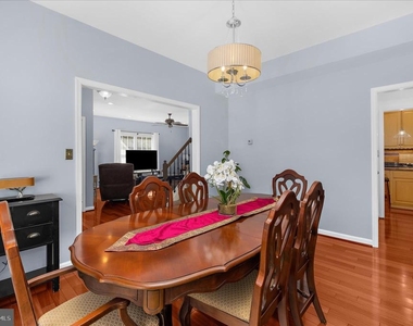 92 Clifford Boulevard - Photo Thumbnail 10