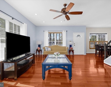 92 Clifford Boulevard - Photo Thumbnail 6