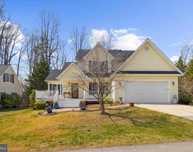 92 Clifford Boulevard - Photo Thumbnail 1