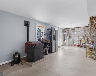 92 Clifford Boulevard - Photo Thumbnail 36