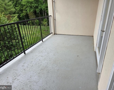 802 Coxswain Way - Photo Thumbnail 21