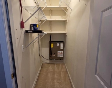 802 Coxswain Way - Photo Thumbnail 19