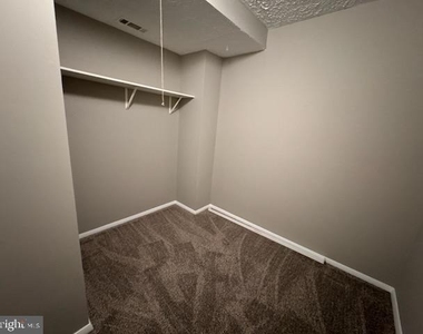 8036 Abbey Court - Photo Thumbnail 7