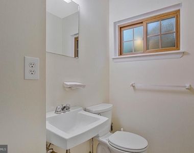 607 Ridge Drive - Photo Thumbnail 20