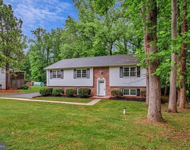 607 Ridge Drive - Photo Thumbnail 1