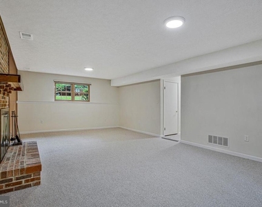 607 Ridge Drive - Photo Thumbnail 19