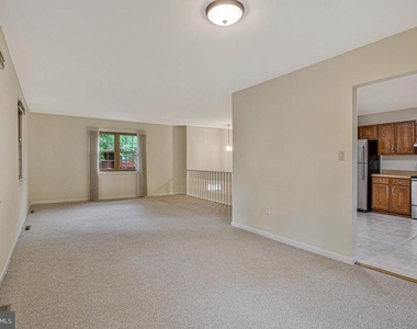 607 Ridge Drive - Photo Thumbnail 6