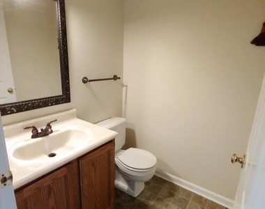2419 Warm Spring Way - Photo Thumbnail 17