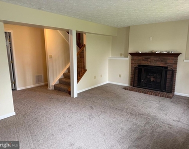 2419 Warm Spring Way - Photo Thumbnail 18