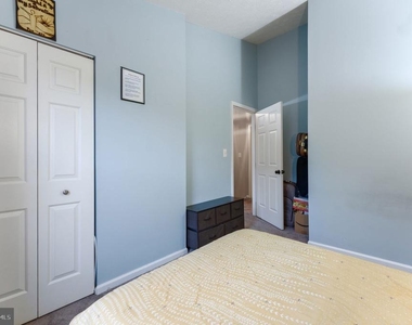 7840 Foxfarm Lane - Photo Thumbnail 12
