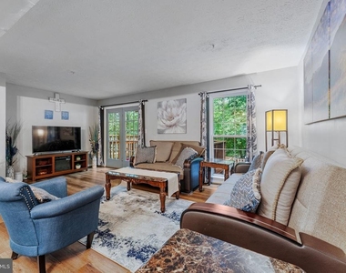7840 Foxfarm Lane - Photo Thumbnail 22