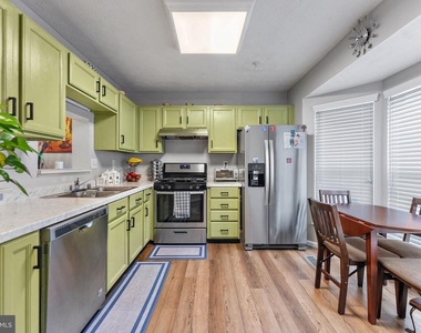 7840 Foxfarm Lane - Photo Thumbnail 26