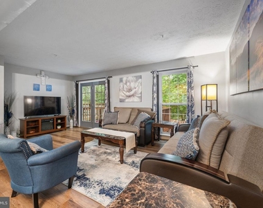 7840 Foxfarm Lane - Photo Thumbnail 20