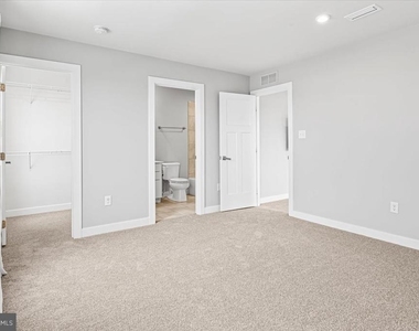 712 Wallasey Drive - Photo Thumbnail 42