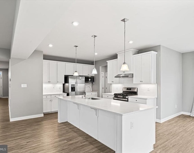 712 Wallasey Drive - Photo Thumbnail 3
