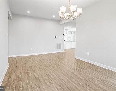 712 Wallasey Drive - Photo Thumbnail 23