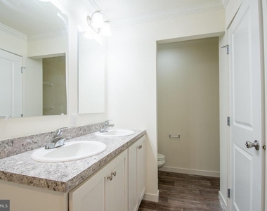 4 Rehobeth Circle - Photo Thumbnail 7
