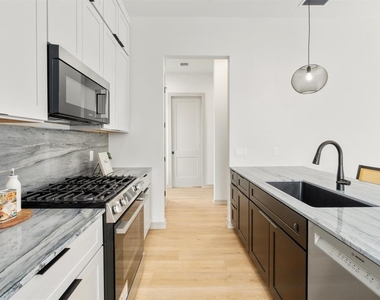 1736 Bunche Rd - Photo Thumbnail 13