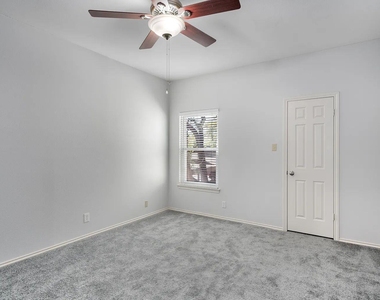 11970 Jollyville Rd - Photo Thumbnail 15