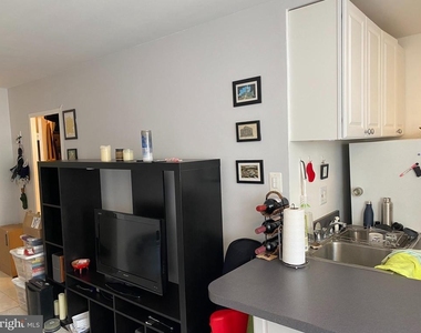940 25th Street Nw - Photo Thumbnail 8