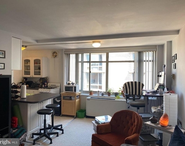 940 25th Street Nw - Photo Thumbnail 3