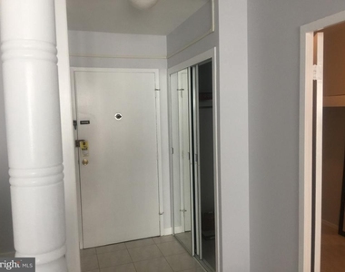 940 25th Street Nw - Photo Thumbnail 7