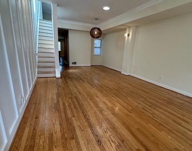 1805 9th Street Nw - Photo Thumbnail 3