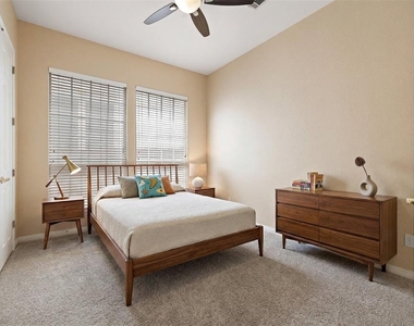 10707 Bramblecrest Dr - Photo Thumbnail 16