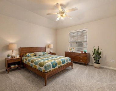10707 Bramblecrest Dr - Photo Thumbnail 11