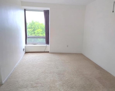 1425 4th Street Sw - Photo Thumbnail 4