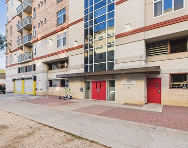 711 W 26th St - Photo Thumbnail 10