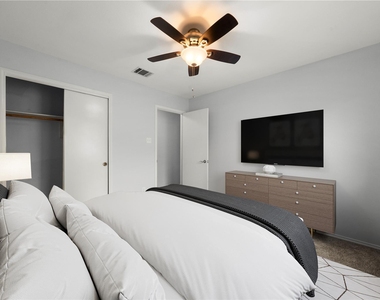 10410 Cayuse Cv - Photo Thumbnail 17