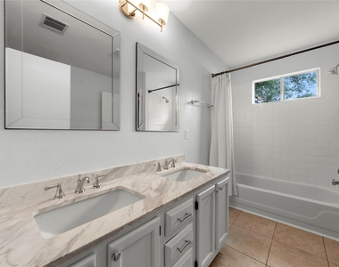 10410 Cayuse Cv - Photo Thumbnail 16