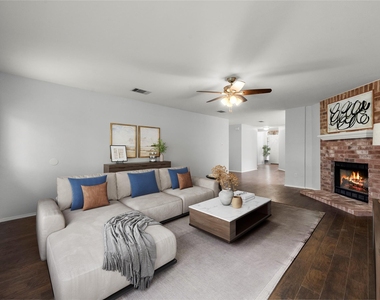 10410 Cayuse Cv - Photo Thumbnail 4