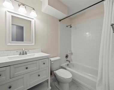 10410 Cayuse Cv - Photo Thumbnail 20