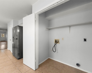 10410 Cayuse Cv - Photo Thumbnail 28