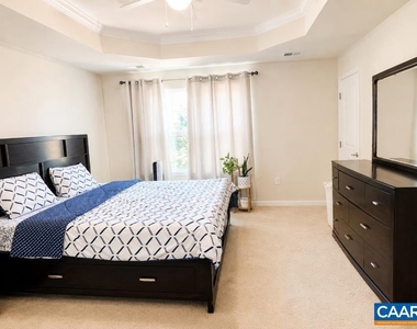 2046 Elm Tree Ct - Photo Thumbnail 17