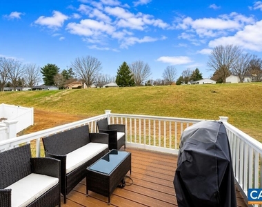 2046 Elm Tree Ct - Photo Thumbnail 19