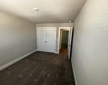 2905 Mary Elizabeth Dr - Photo Thumbnail 27