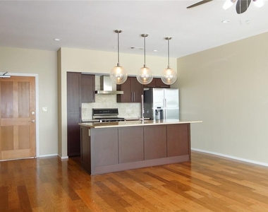 1600 Barton Springs Rd - Photo Thumbnail 5