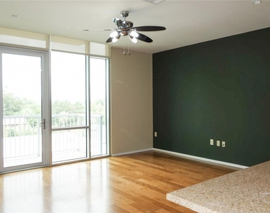 1600 Barton Springs Rd - Photo Thumbnail 9