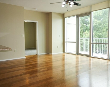 1600 Barton Springs Rd - Photo Thumbnail 2