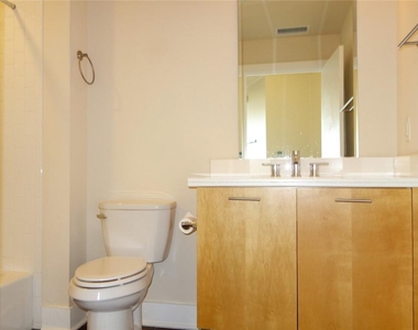 603 Davis St - Photo Thumbnail 27