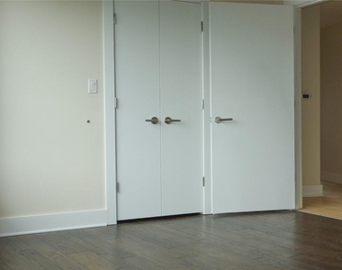 603 Davis St - Photo Thumbnail 23