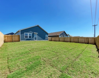 611 Halfmoon Dr - Photo Thumbnail 25