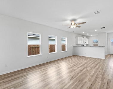 18416 Stellers Sea St - Photo Thumbnail 1