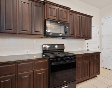 6907 Idea Rd - Photo Thumbnail 10